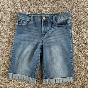 Women’s Denim Jean Shorts